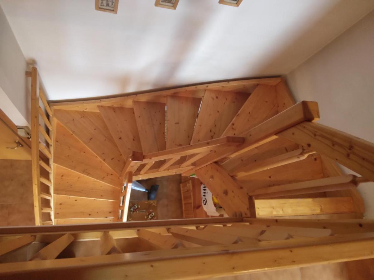 La Casa Di Grace Nella Valle Incantantata Carano  Luaran gambar