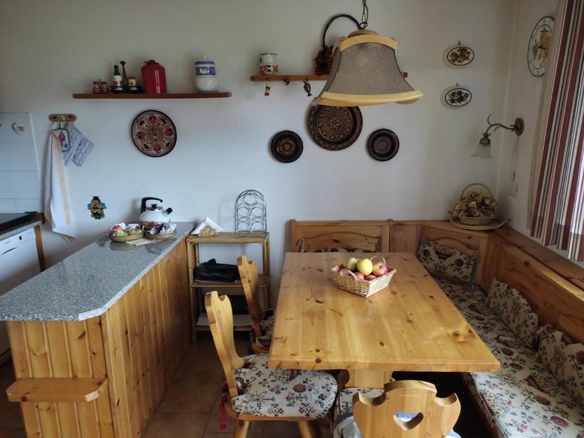 La Casa Di Grace Nella Valle Incantantata Carano  Luaran gambar