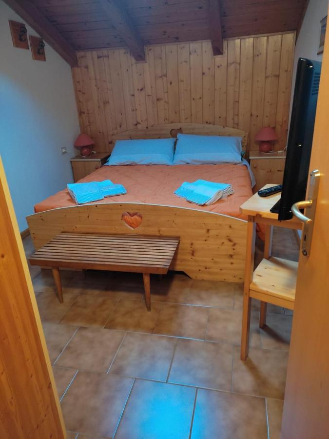 La Casa Di Grace Nella Valle Incantantata Carano  Luaran gambar
