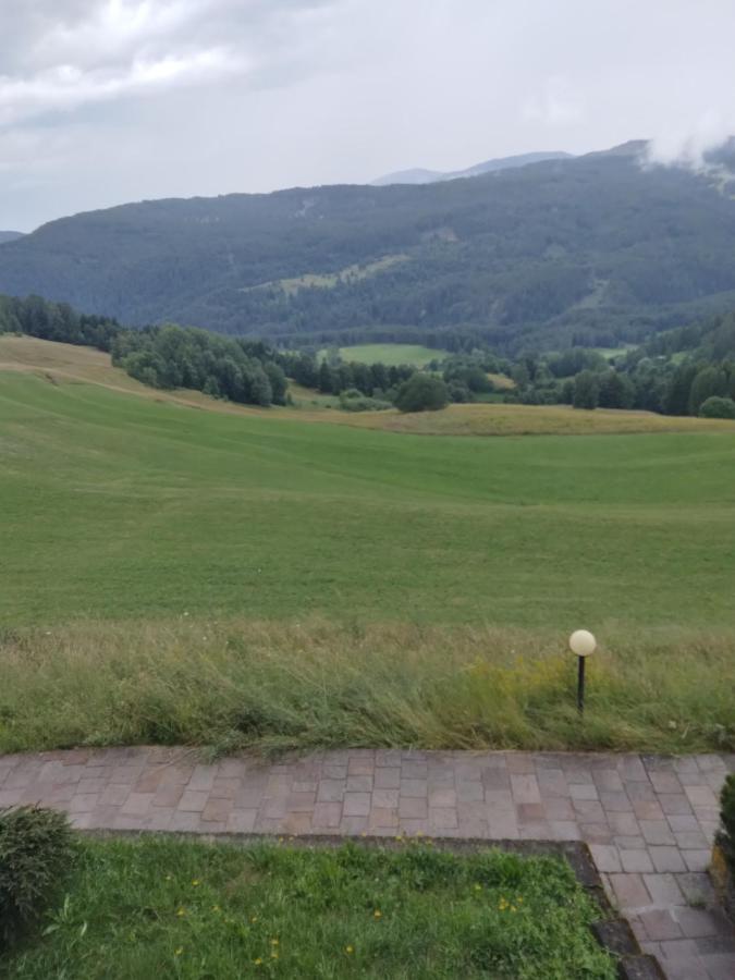 La Casa Di Grace Nella Valle Incantantata Carano  Luaran gambar